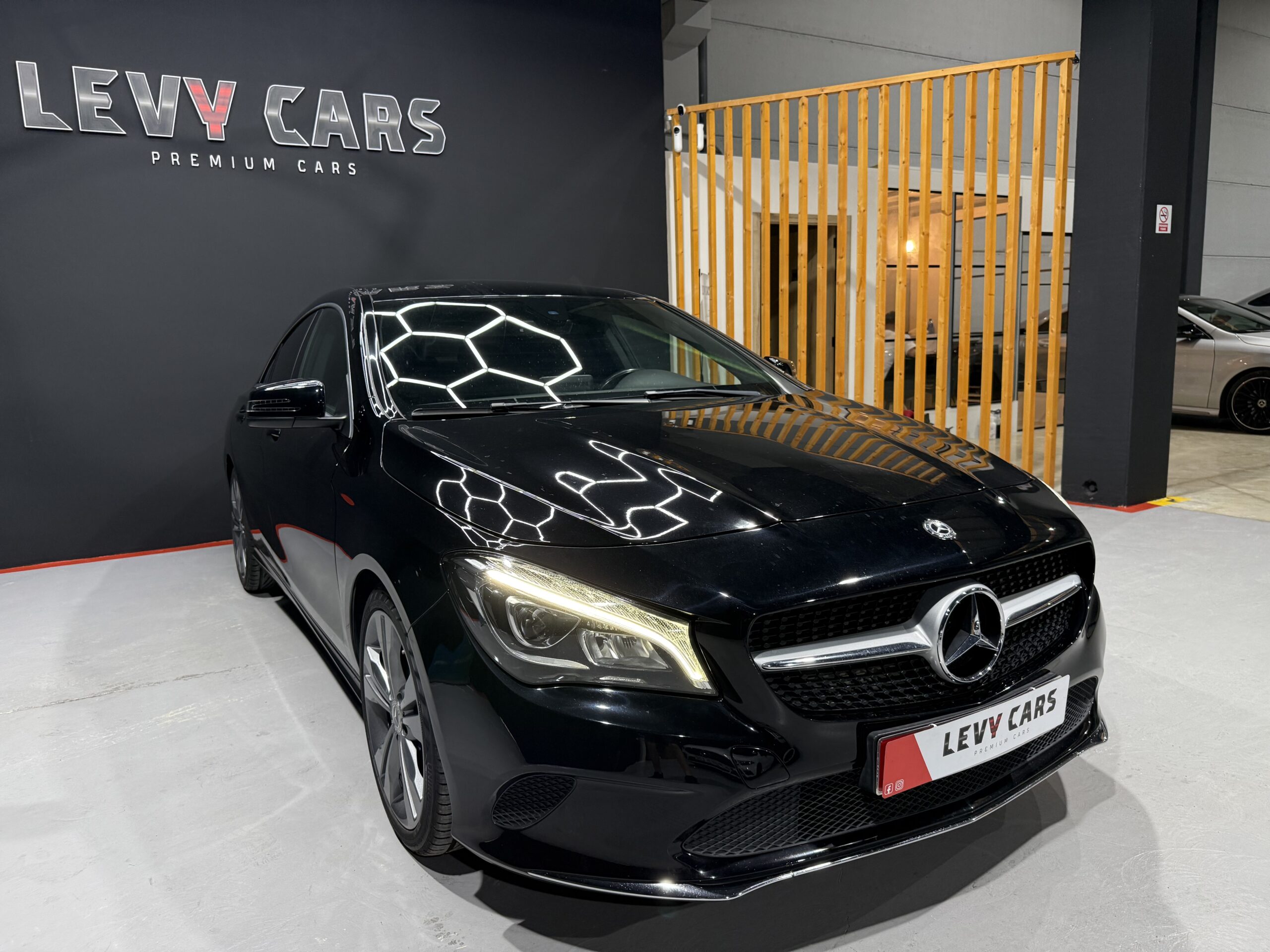 
								MERCEDES-BENZ Clase CLA 200 d full									