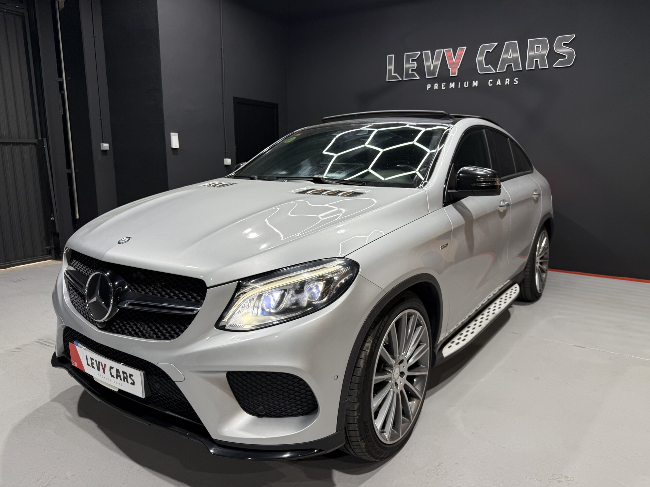 
								MERCEDES-BENZ Clase GLE Coupé 450 AMG 4MATIC full									