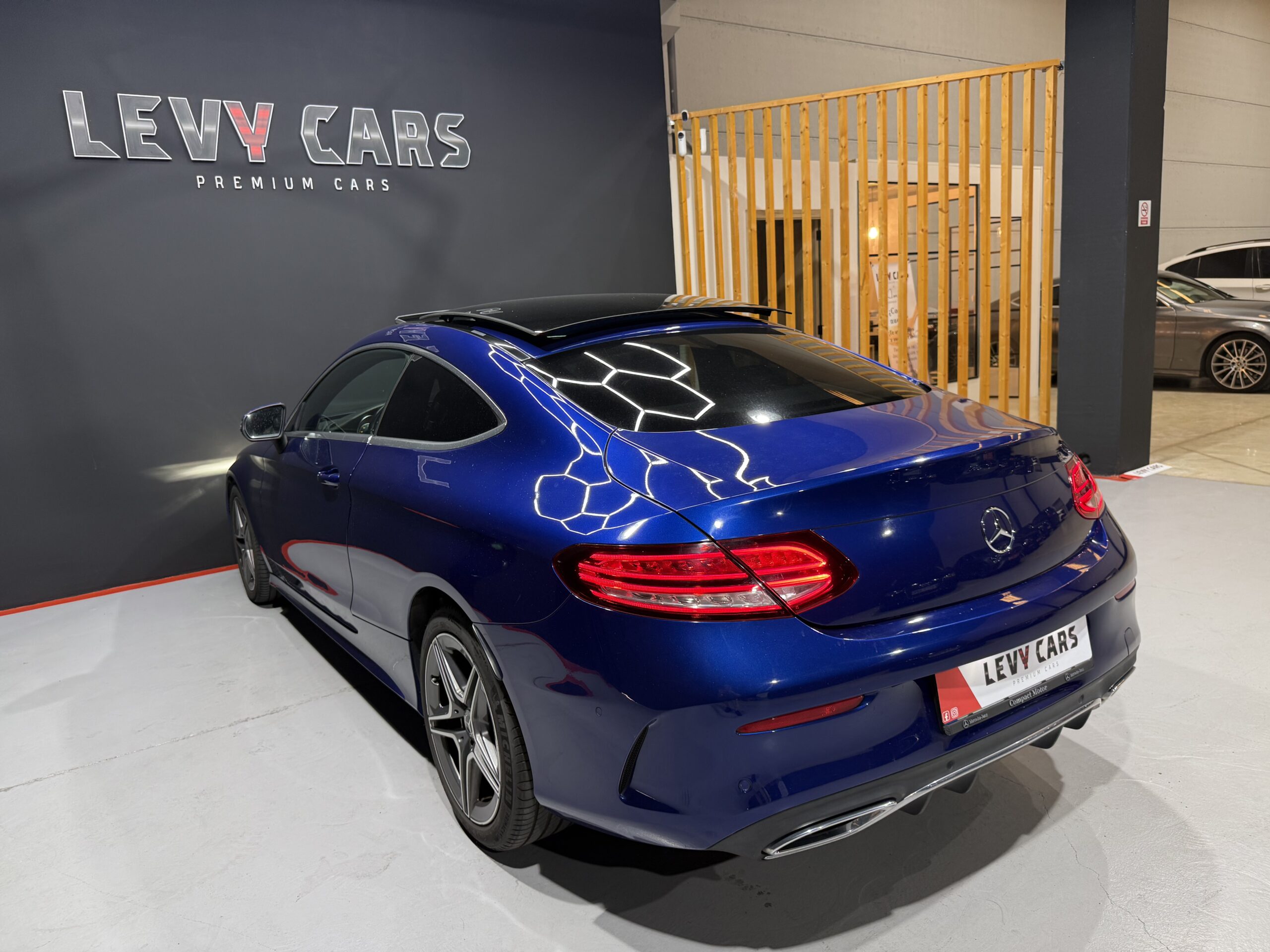 
								MERCEDES-BENZ Clase C Coupe C 220 d full									