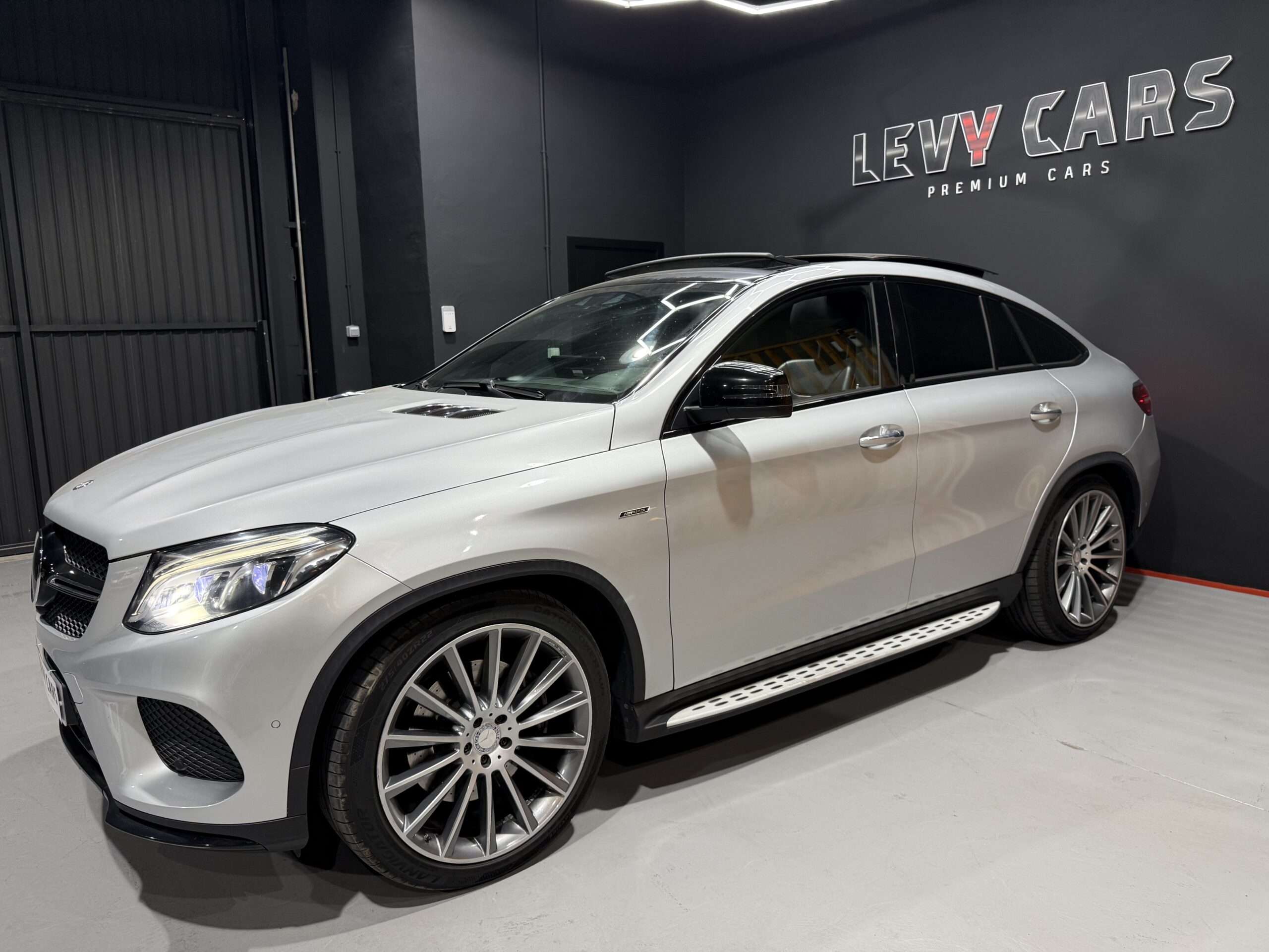 
								MERCEDES-BENZ Clase GLE Coupé 450 AMG 4MATIC full									