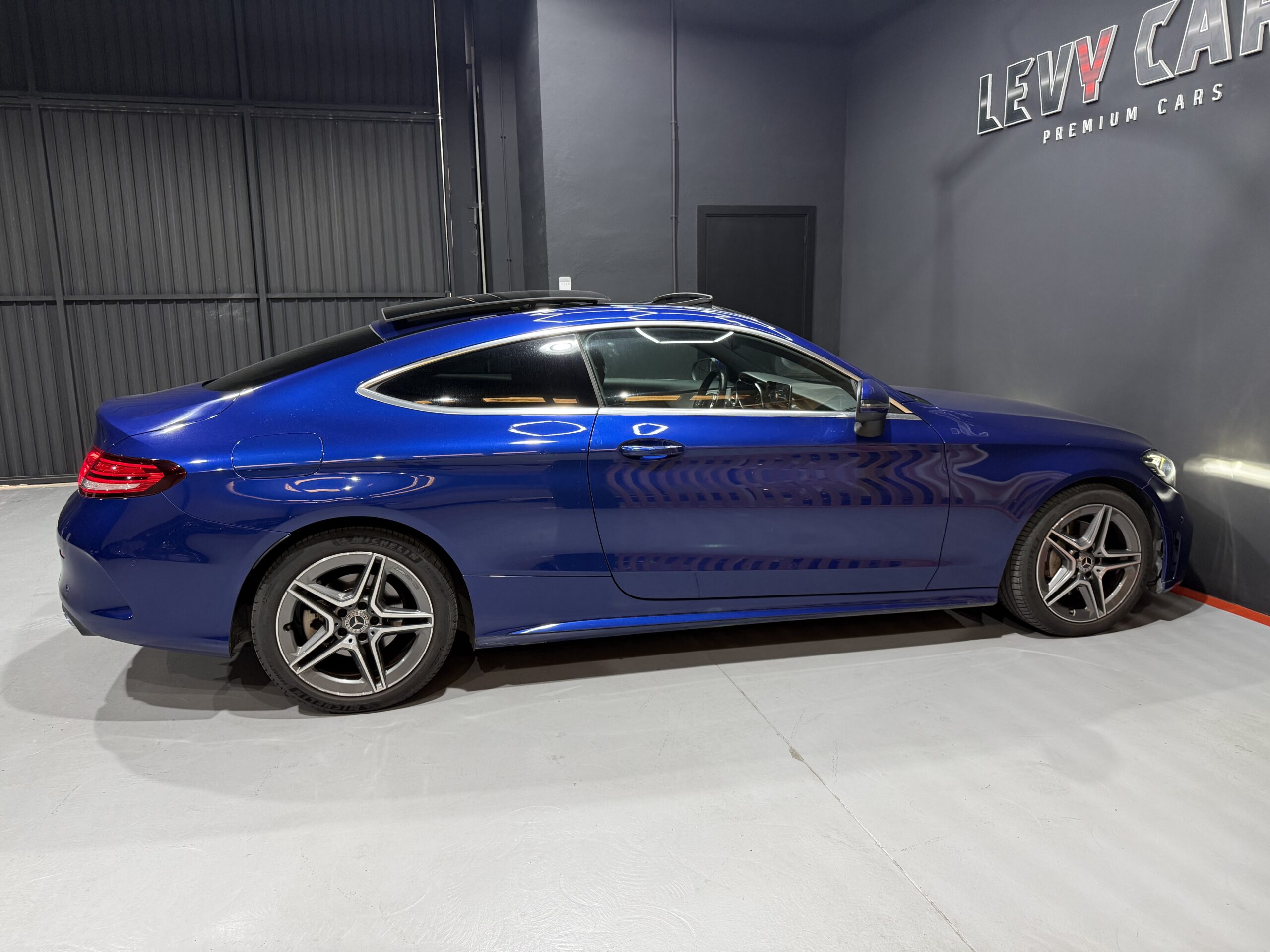 
								MERCEDES-BENZ Clase C Coupe C 220 d full									