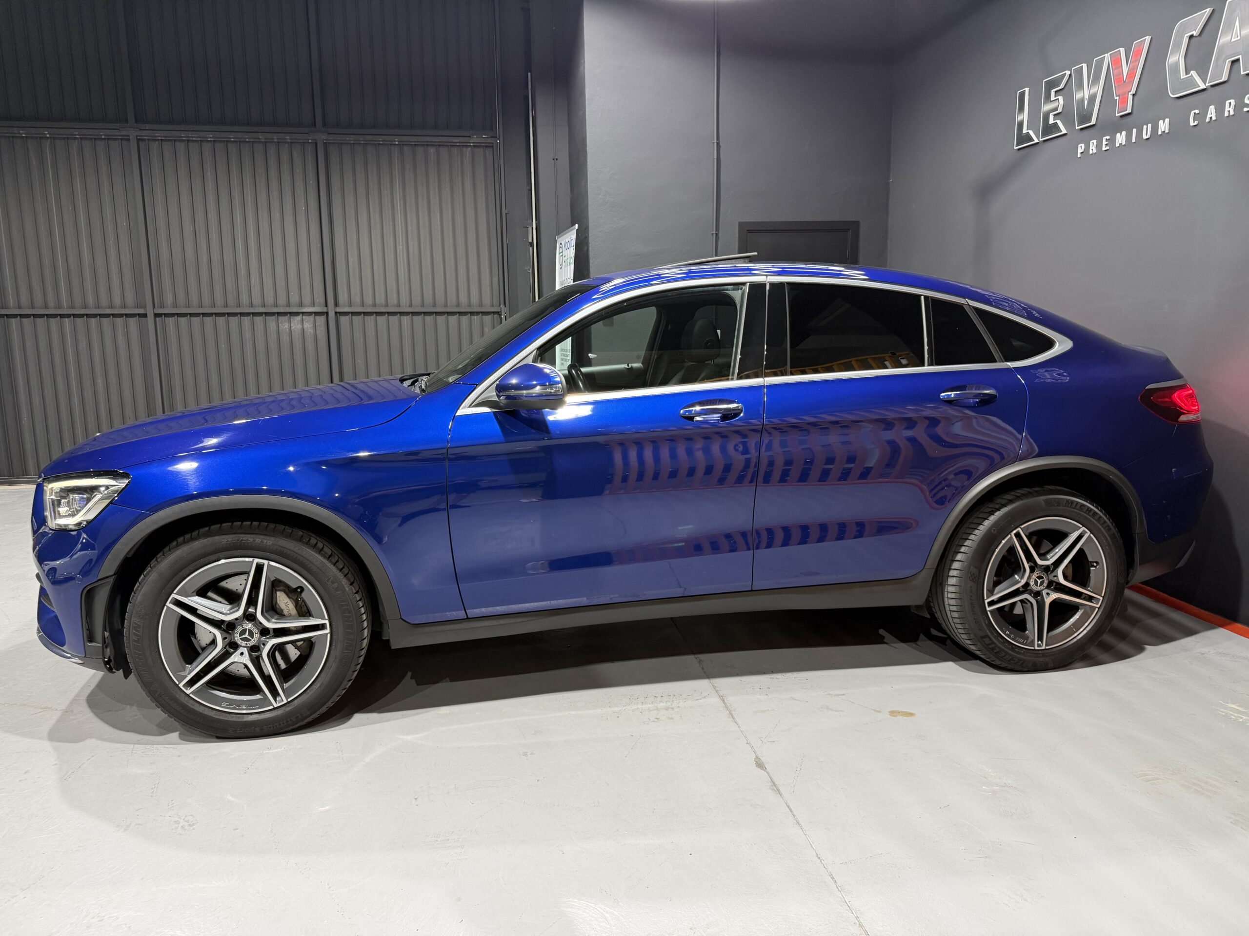 
								MERCEDES-BENZ GLC 300 d Coupé 4MATIC full									