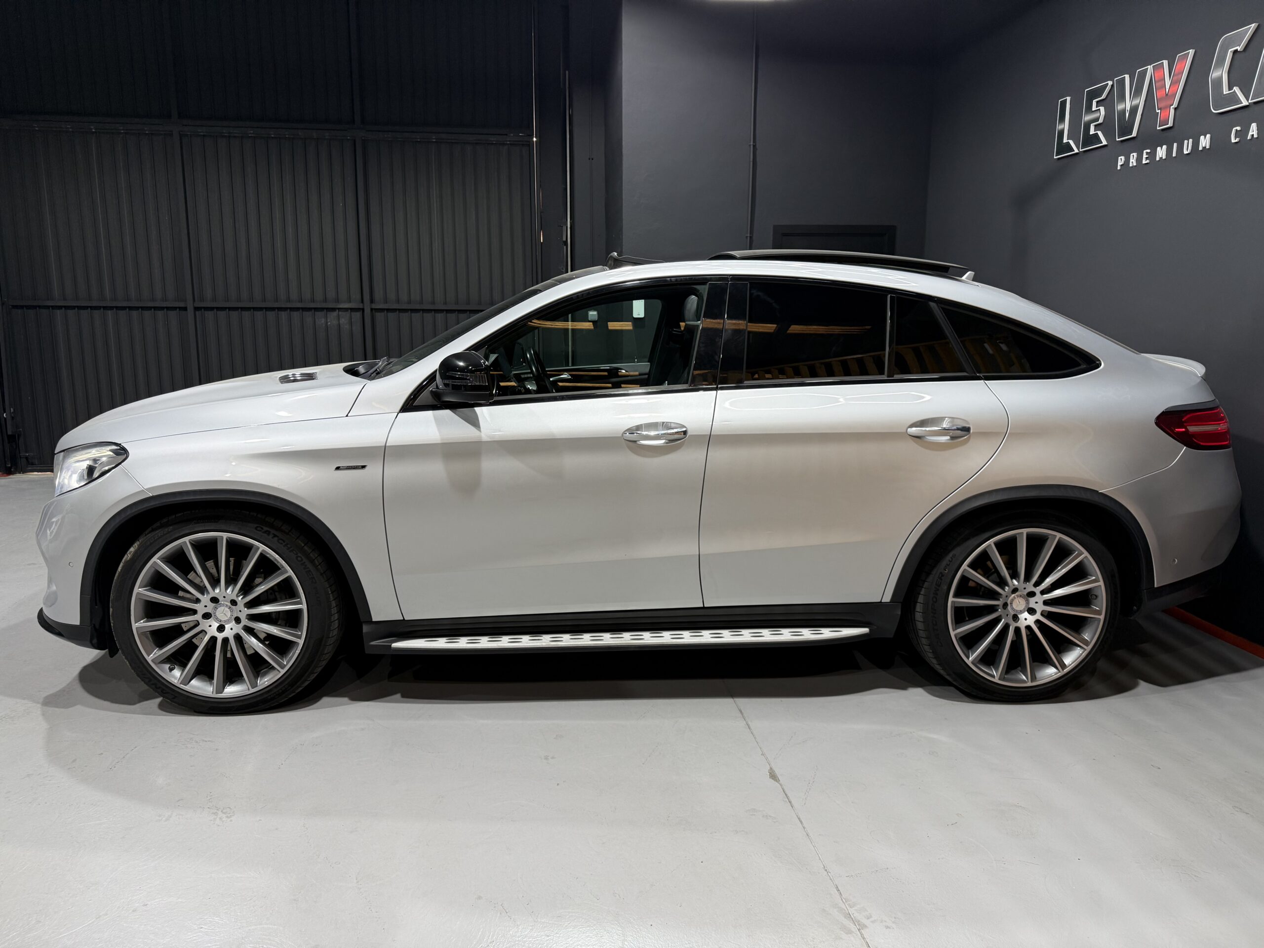 
								MERCEDES-BENZ Clase GLE Coupé 450 AMG 4MATIC full									