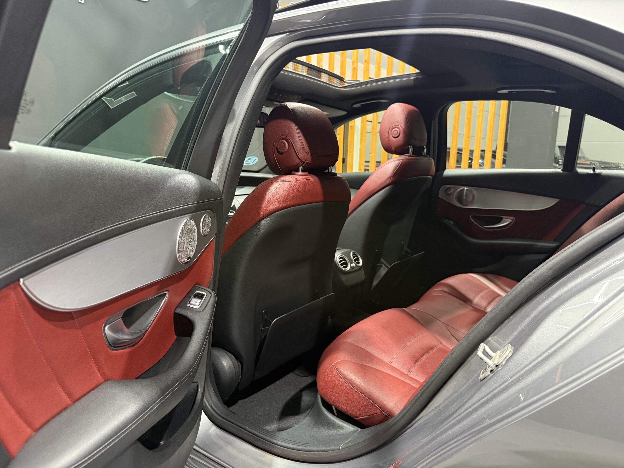 
								MERCEDES-BENZ Clase C C 220 d Sportive AMG full									