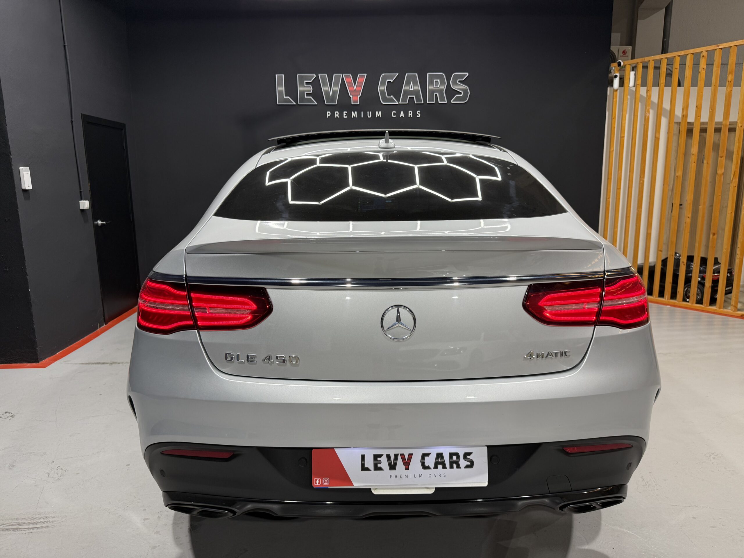 
								MERCEDES-BENZ Clase GLE Coupé 450 AMG 4MATIC full									