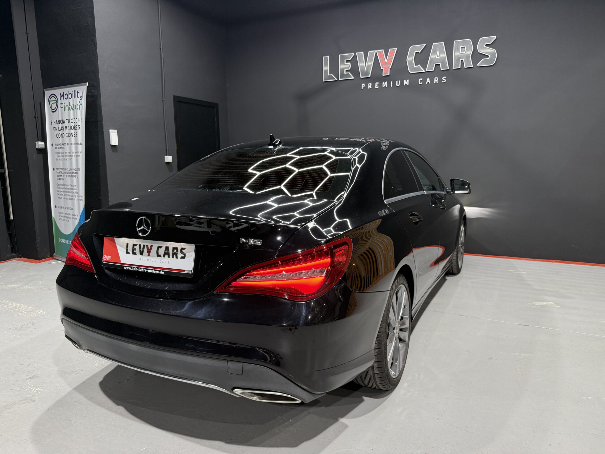 
								MERCEDES-BENZ Clase CLA 200 d full									