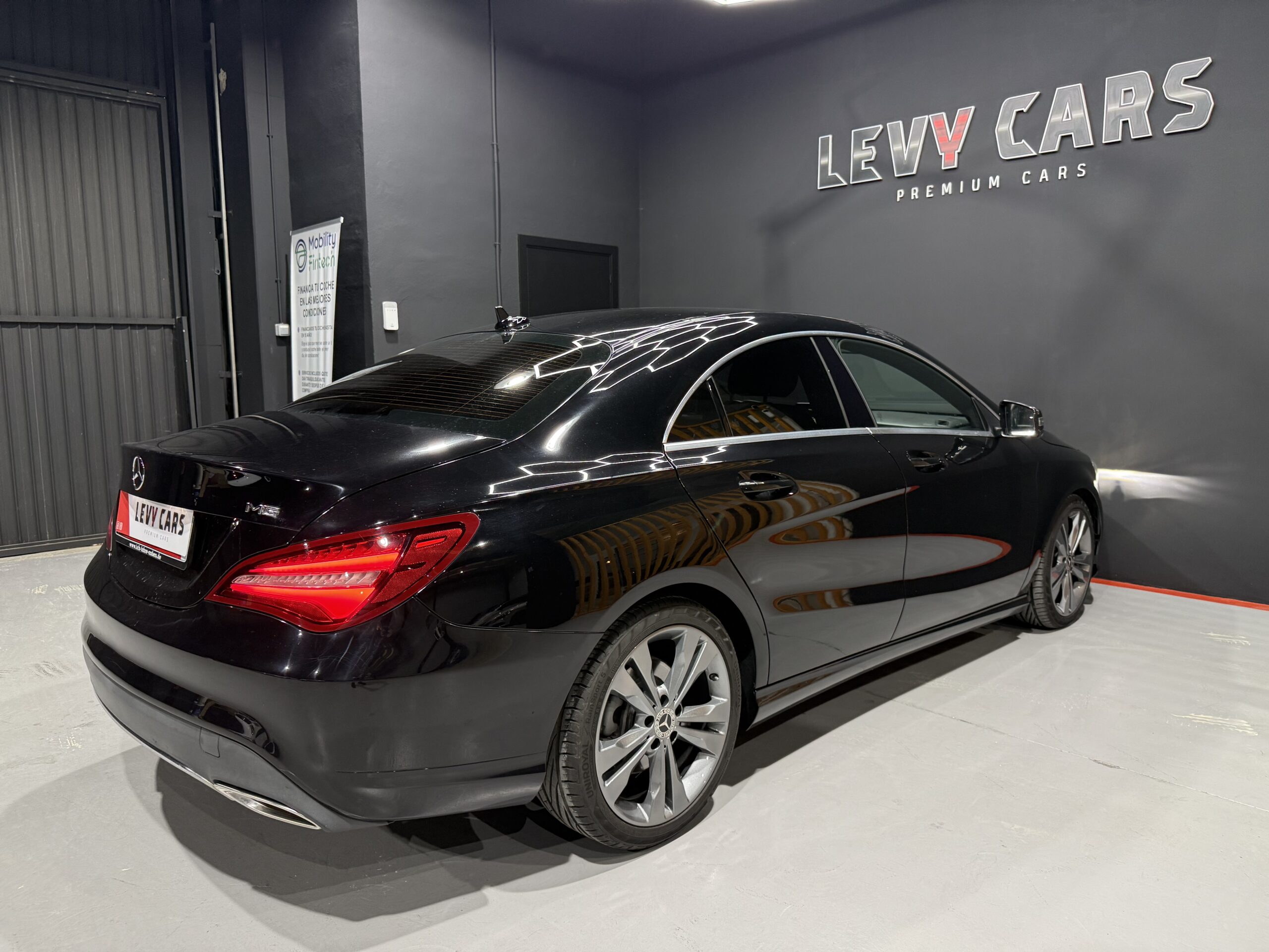 
								MERCEDES-BENZ Clase CLA 200 d full									