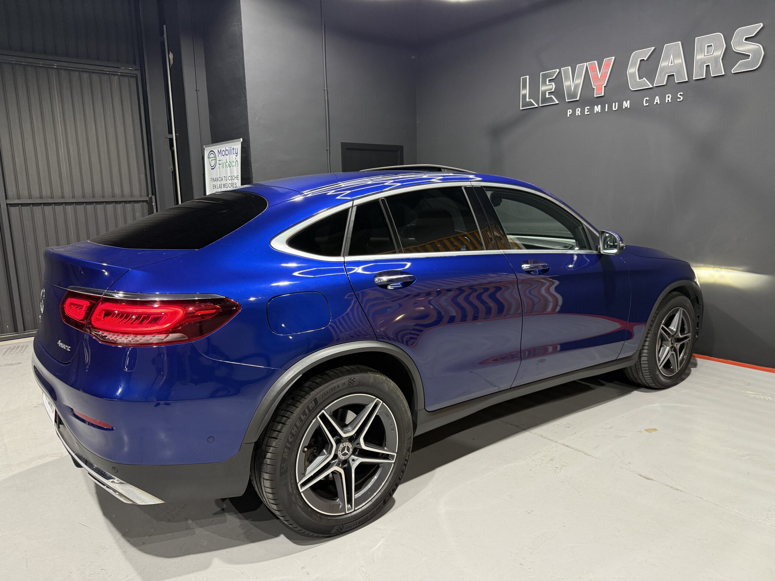
								MERCEDES-BENZ GLC 300 d Coupé 4MATIC full									