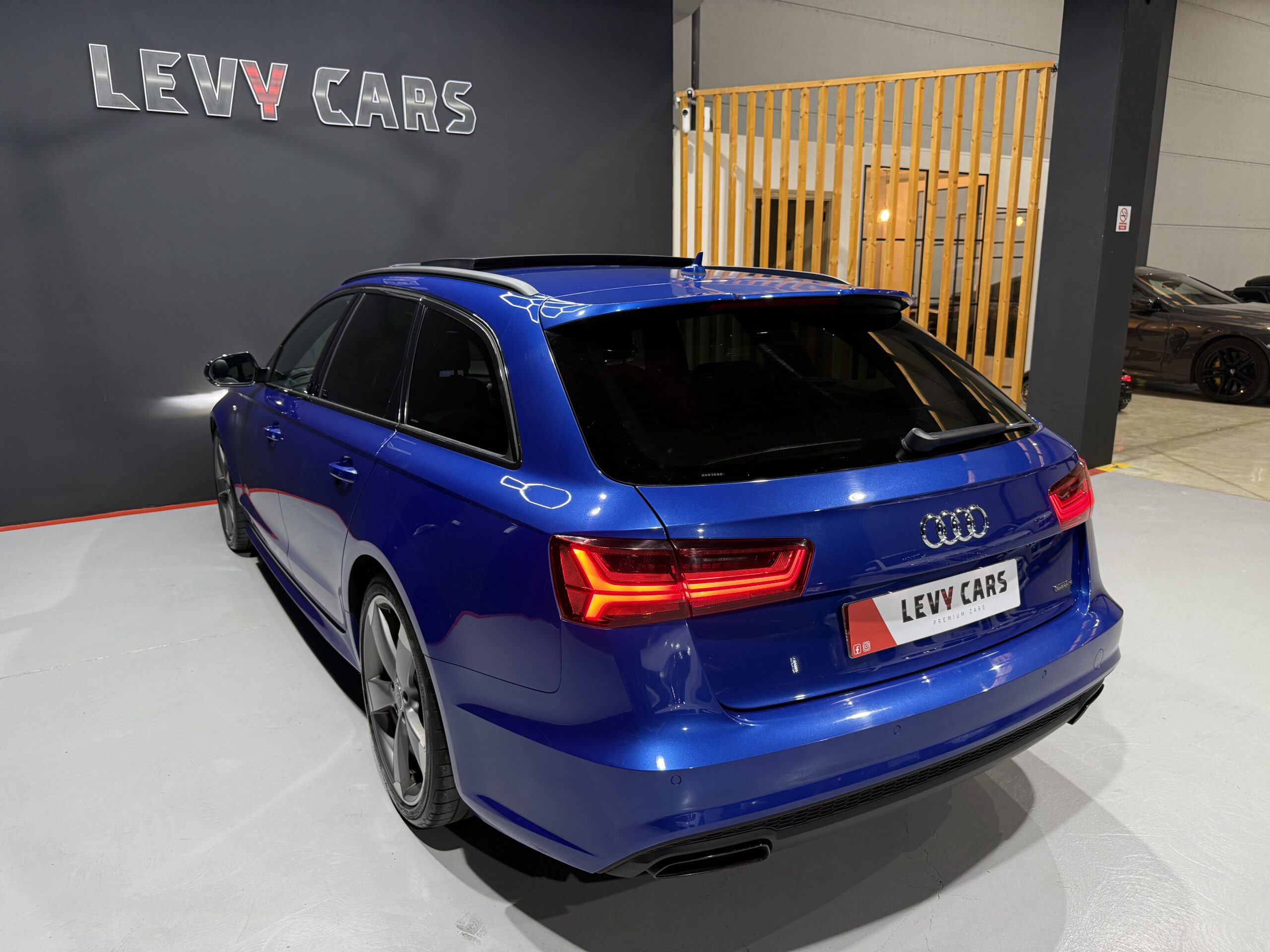 
								AUDI A6 Competition 3.0 TDI quattro tiptro Avant full									