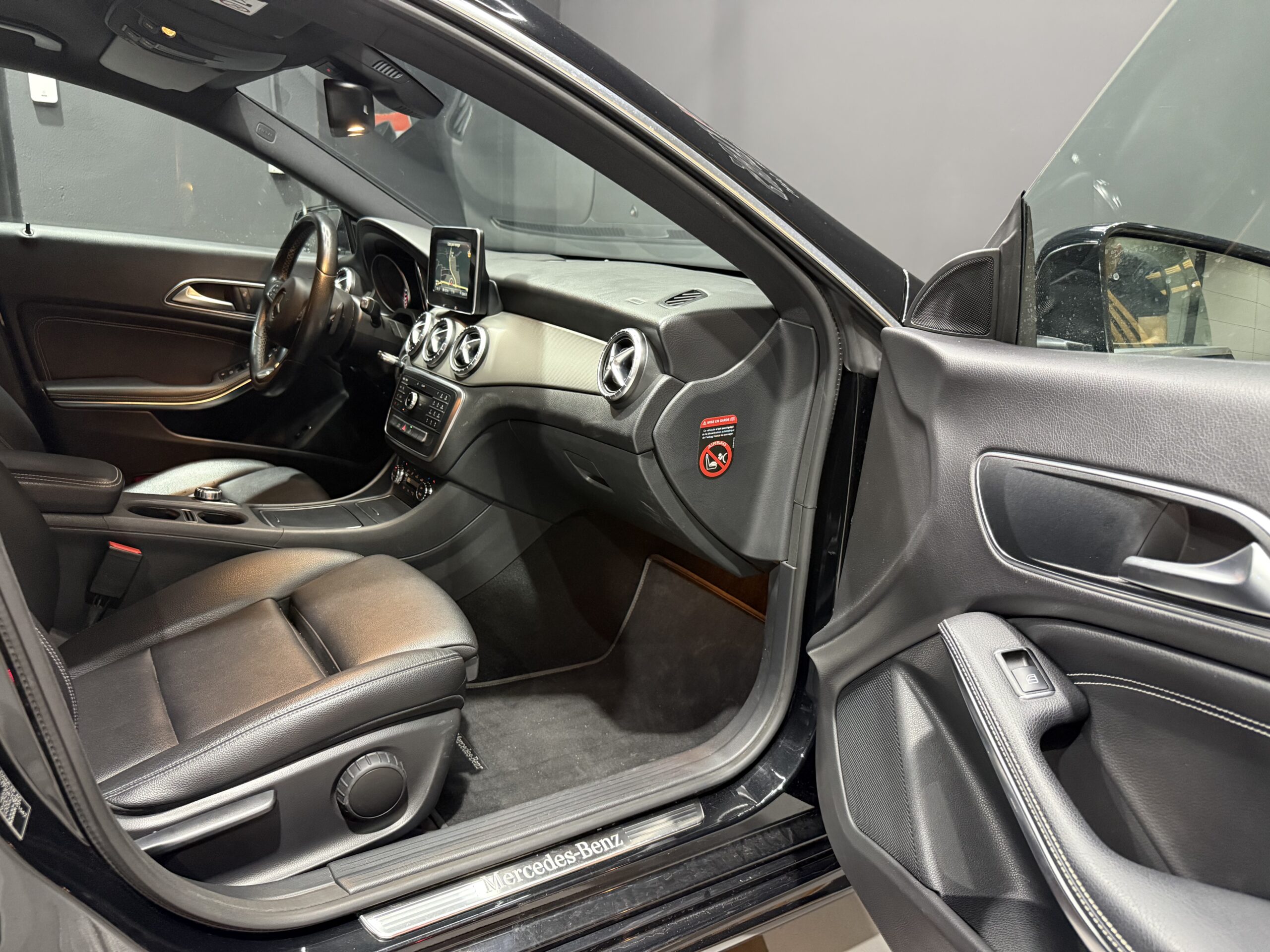 
								MERCEDES-BENZ Clase CLA 200 d full									