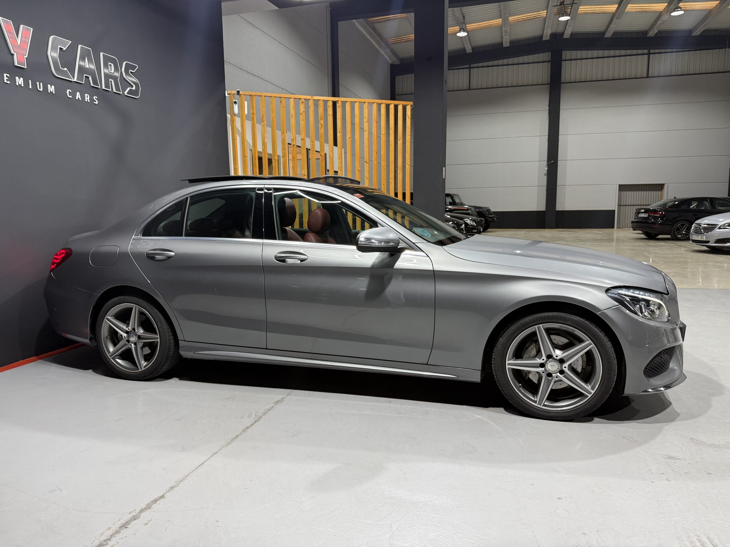 
								MERCEDES-BENZ Clase C C 220 d Sportive AMG full									
