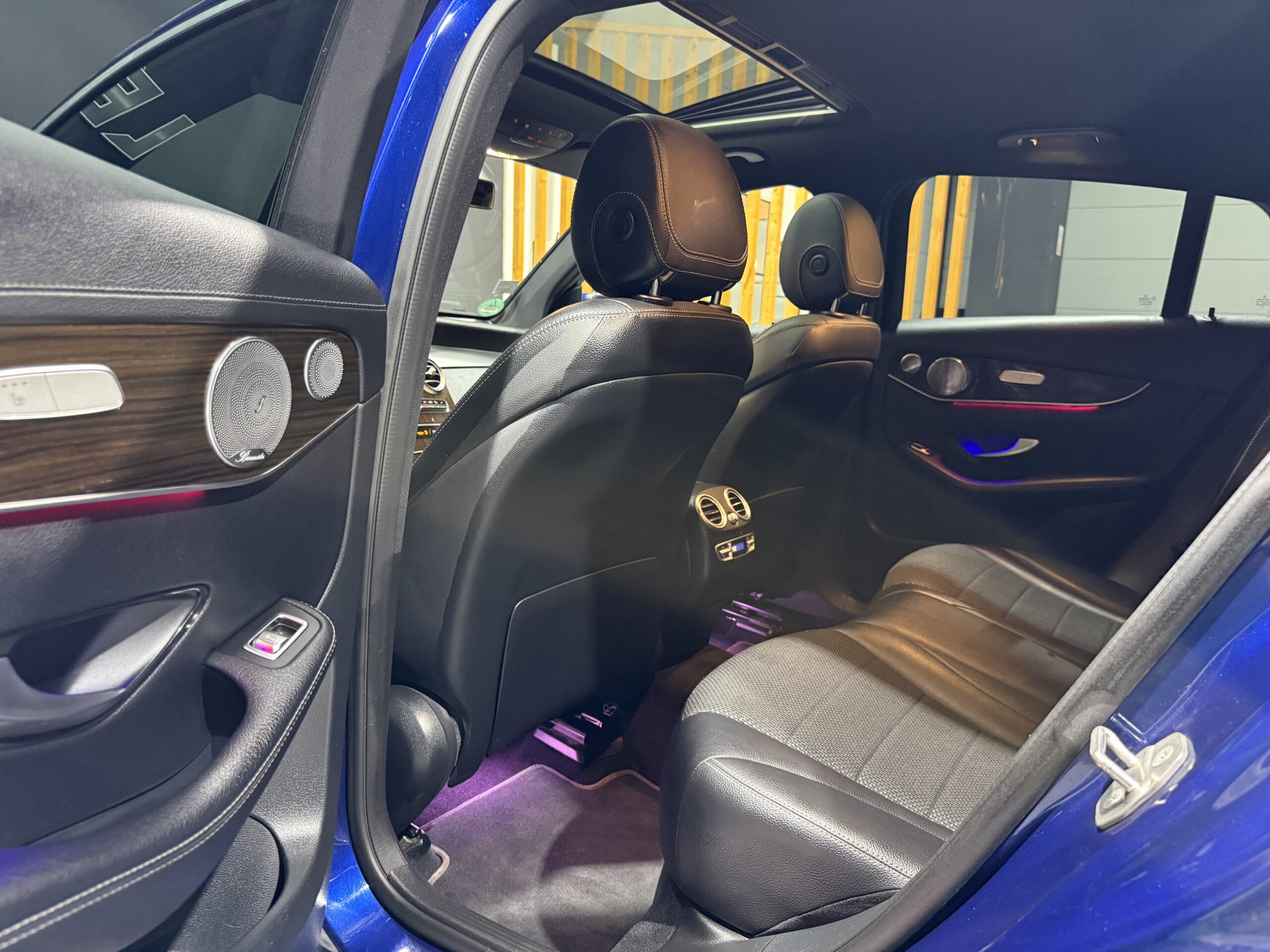 
								MERCEDES-BENZ GLC 300 d Coupé 4MATIC full									