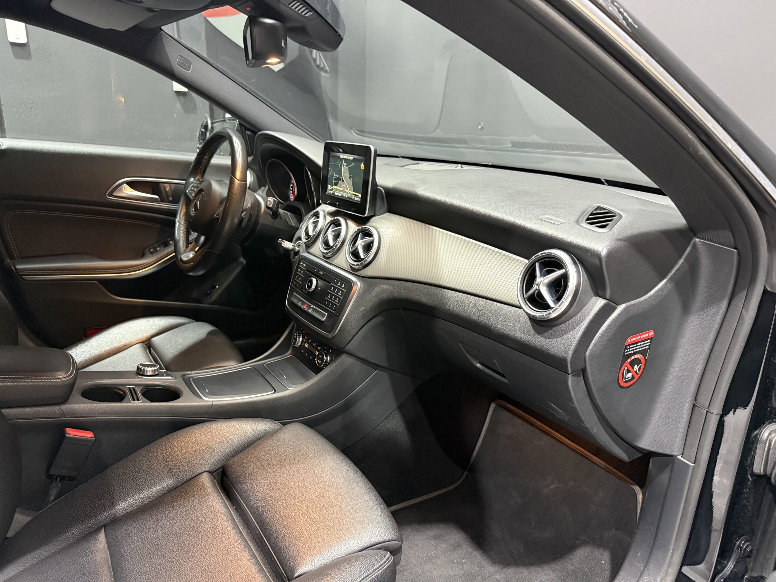 
								MERCEDES-BENZ Clase CLA 200 d full									