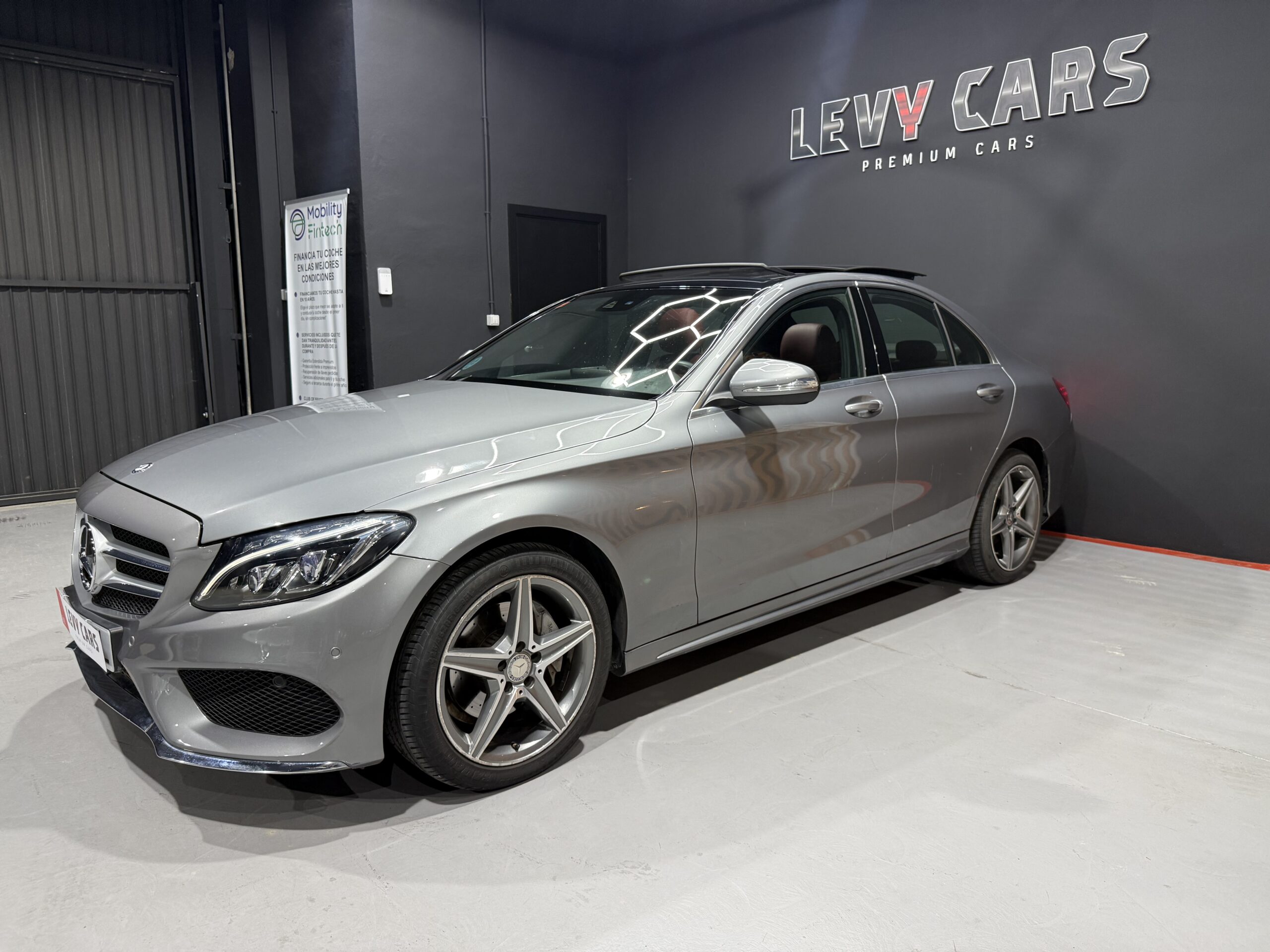 
								MERCEDES-BENZ Clase C C 220 d Sportive AMG full									