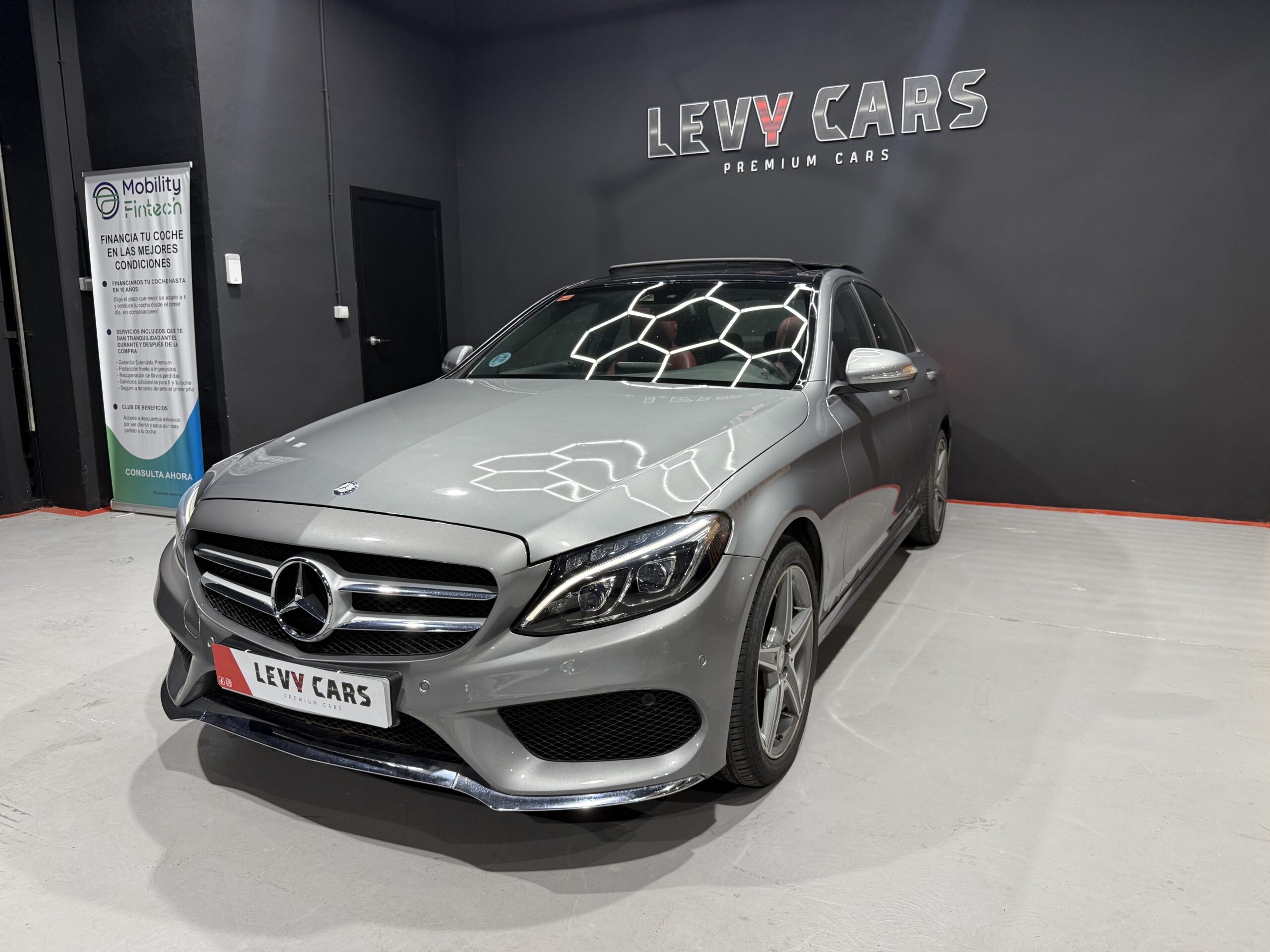 
								MERCEDES-BENZ Clase C C 220 d Sportive AMG full									
