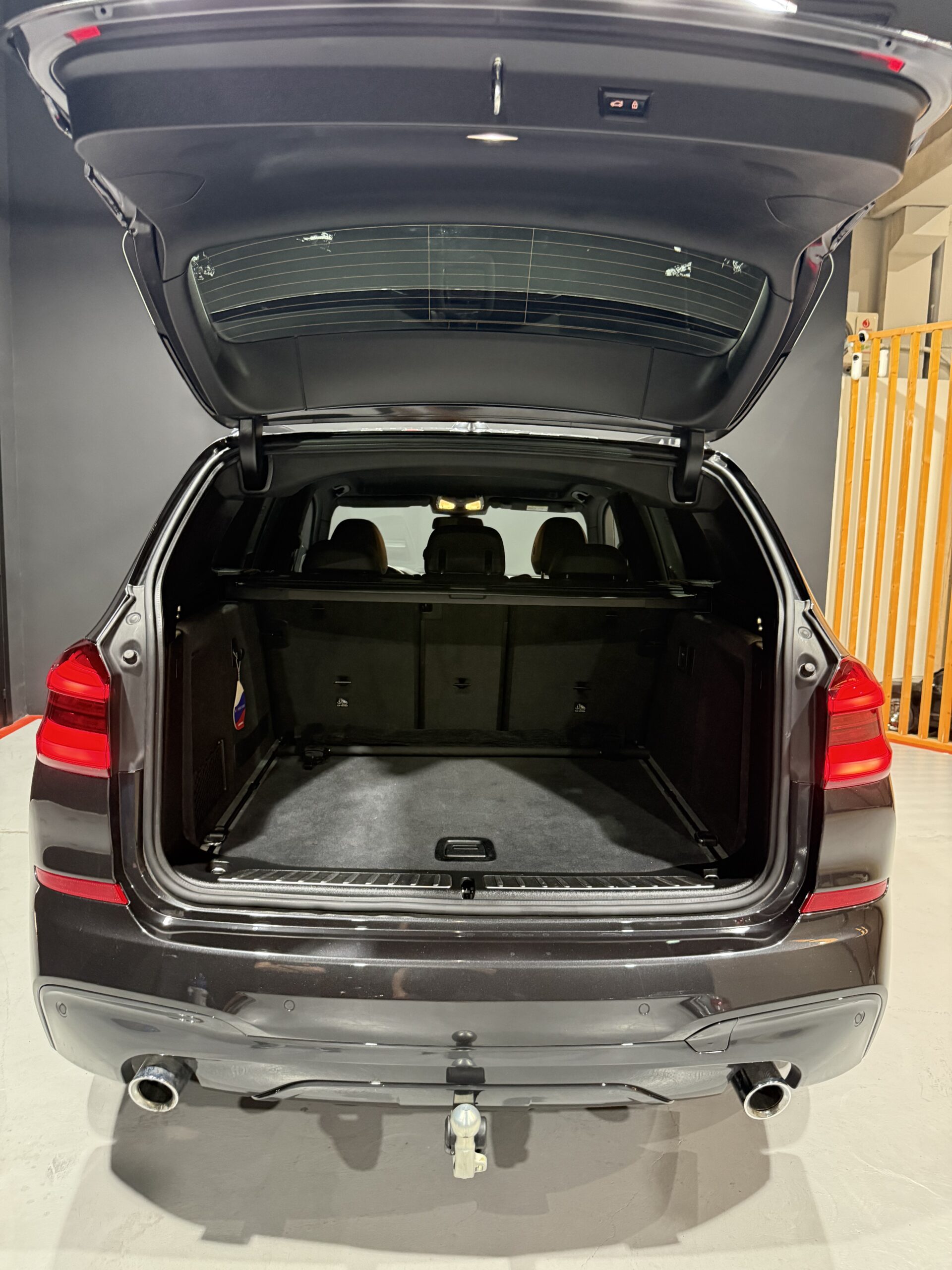 
								BMW X3 xDrive30d full									