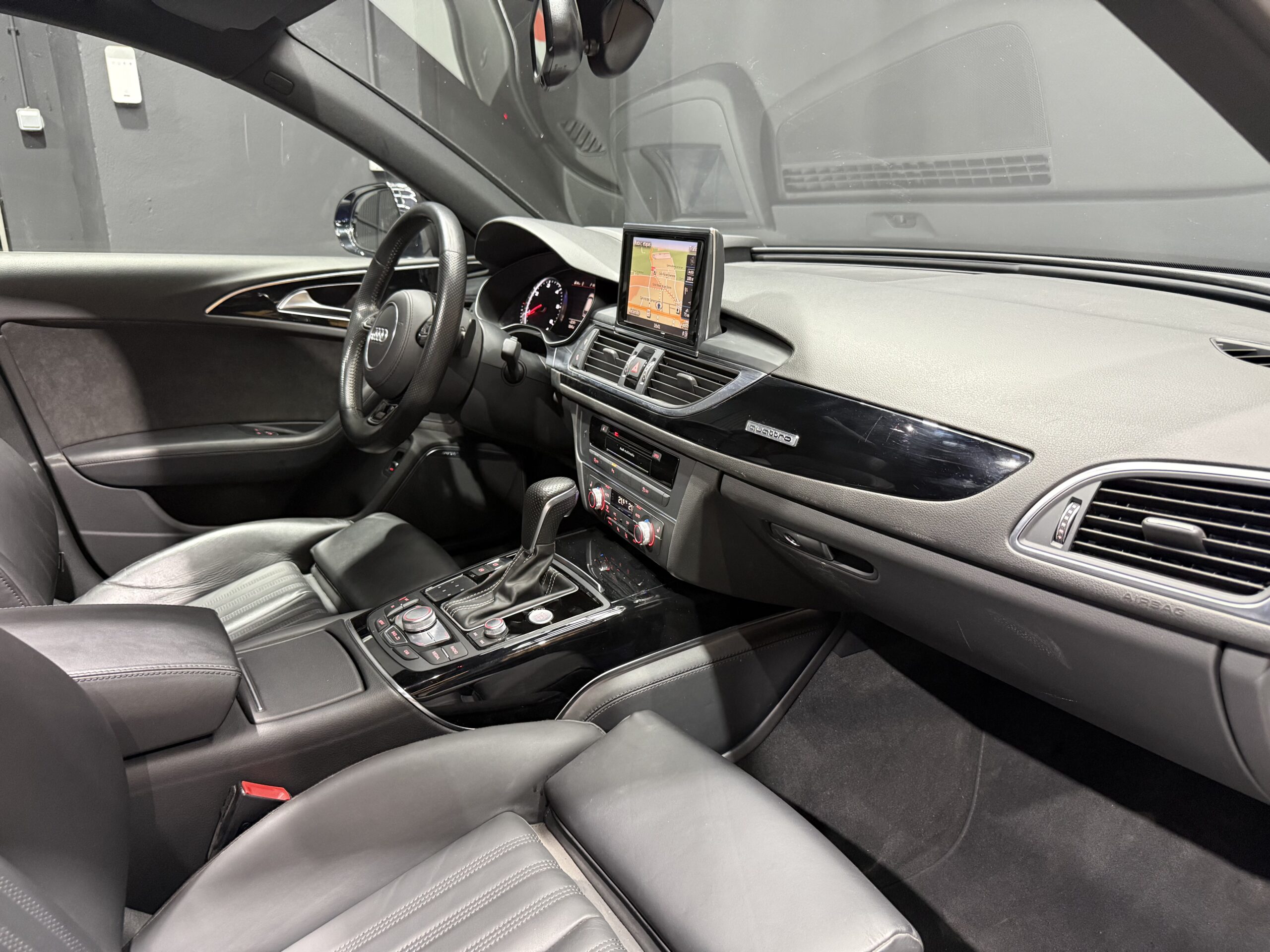 
								AUDI A6 Competition 3.0 TDI quattro tiptro Avant full									