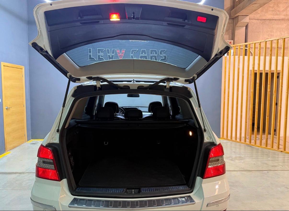 
								Mercedes Benz GLK 350 d full									