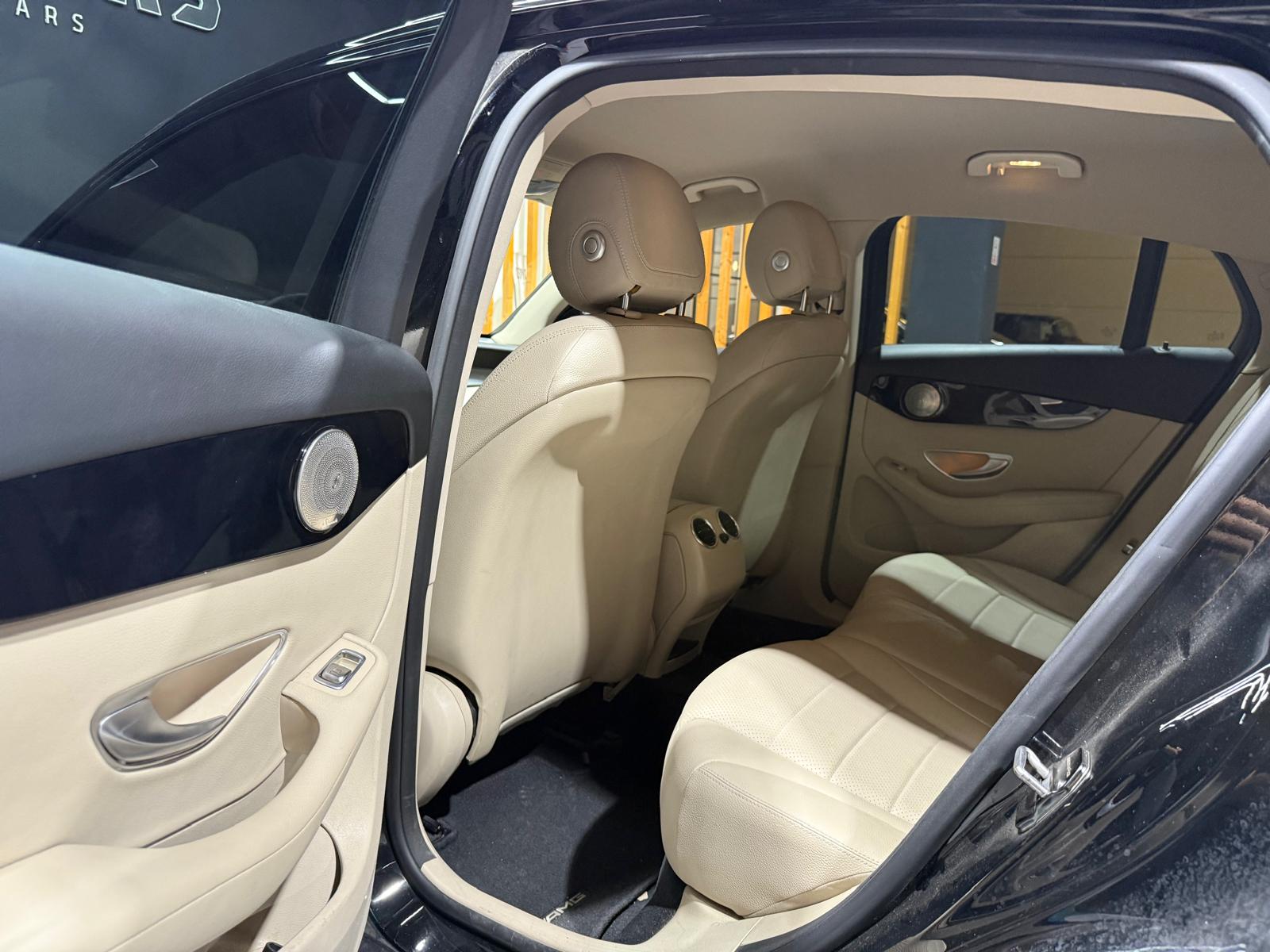 
								MERCEDES-BENZ GLC 250 d Coupé 4MATIC full									