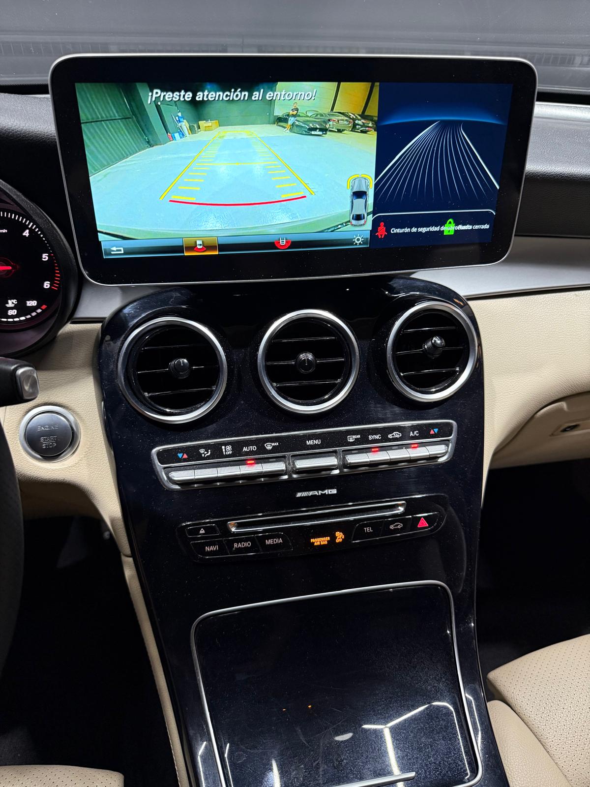 
								MERCEDES-BENZ GLC 250 d Coupé 4MATIC full									