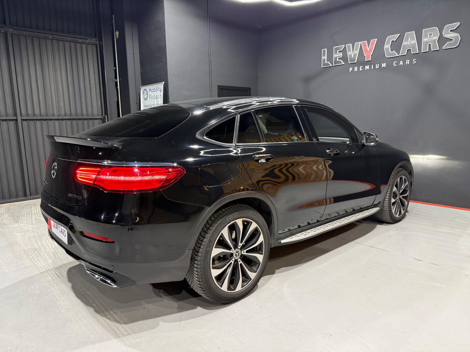 
								MERCEDES-BENZ GLC 250 d Coupé 4MATIC full									