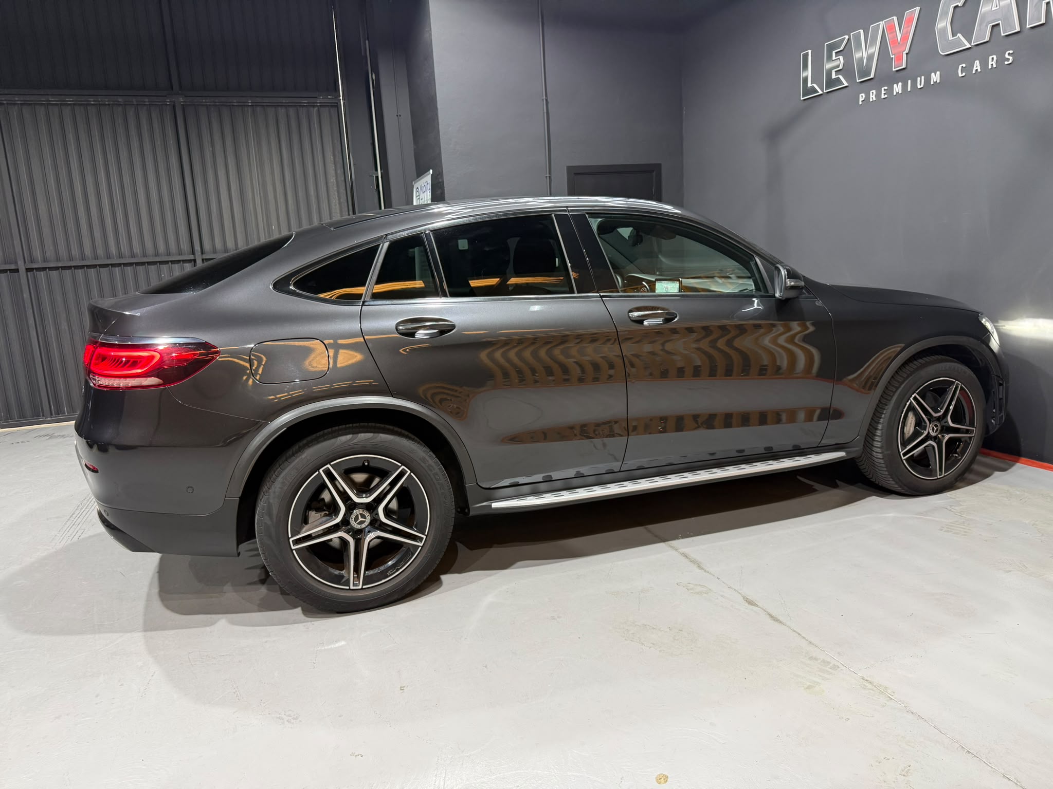 
								MERCEDES-BENZ Clase GLC COUPÉ 300 full									