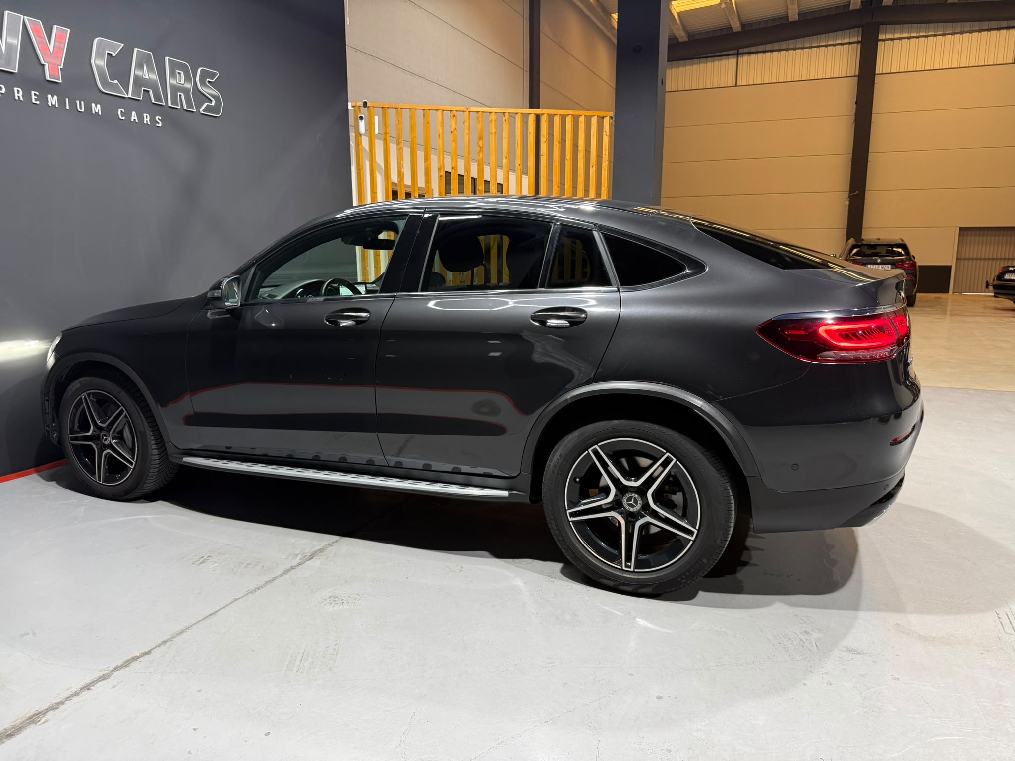 
								MERCEDES-BENZ Clase GLC COUPÉ 300 full									