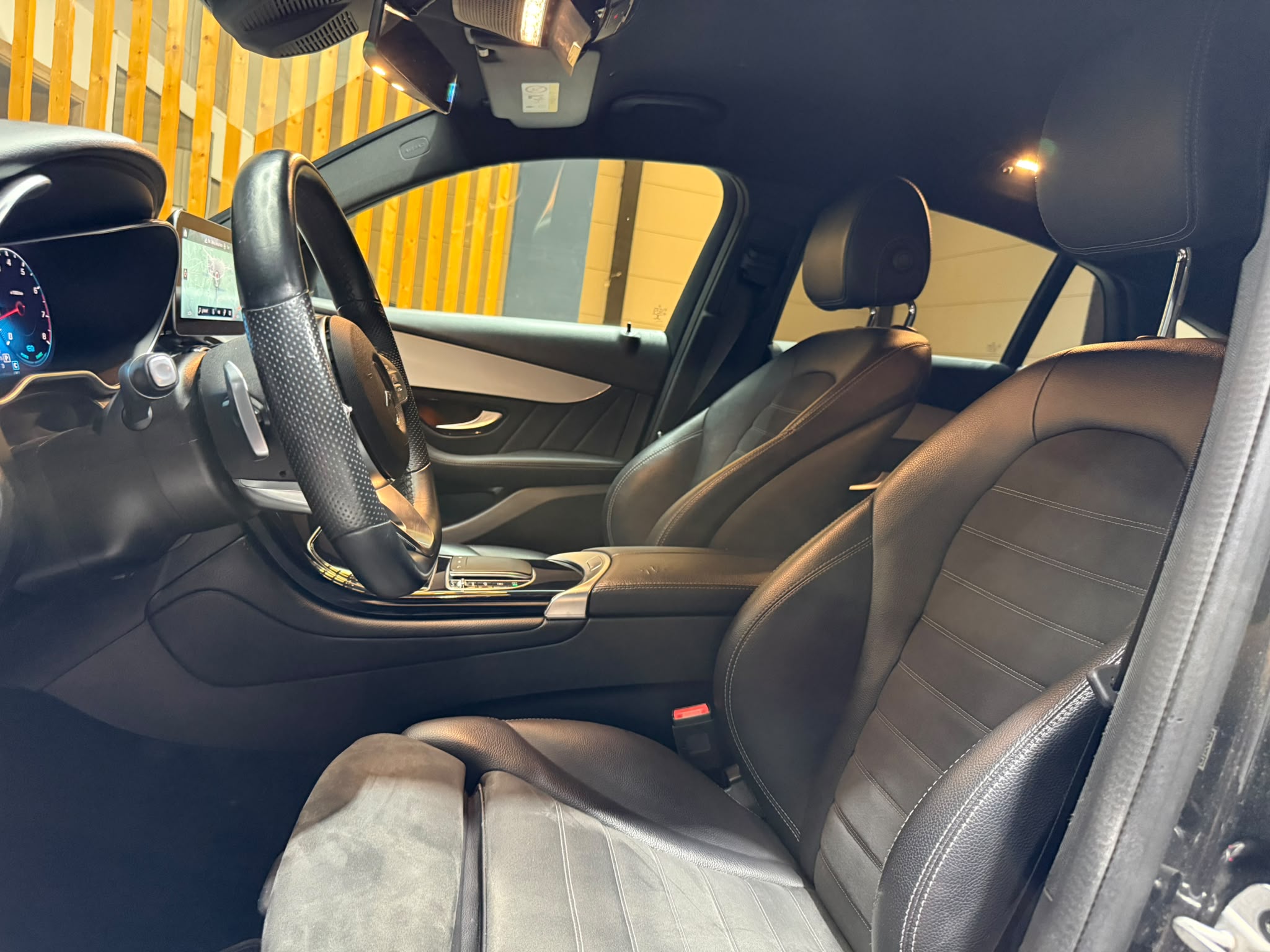 
								MERCEDES-BENZ Clase GLC COUPÉ 300 full									