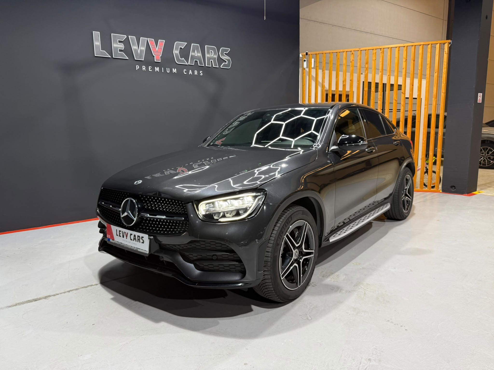 
								MERCEDES-BENZ Clase GLC COUPÉ 300 full									