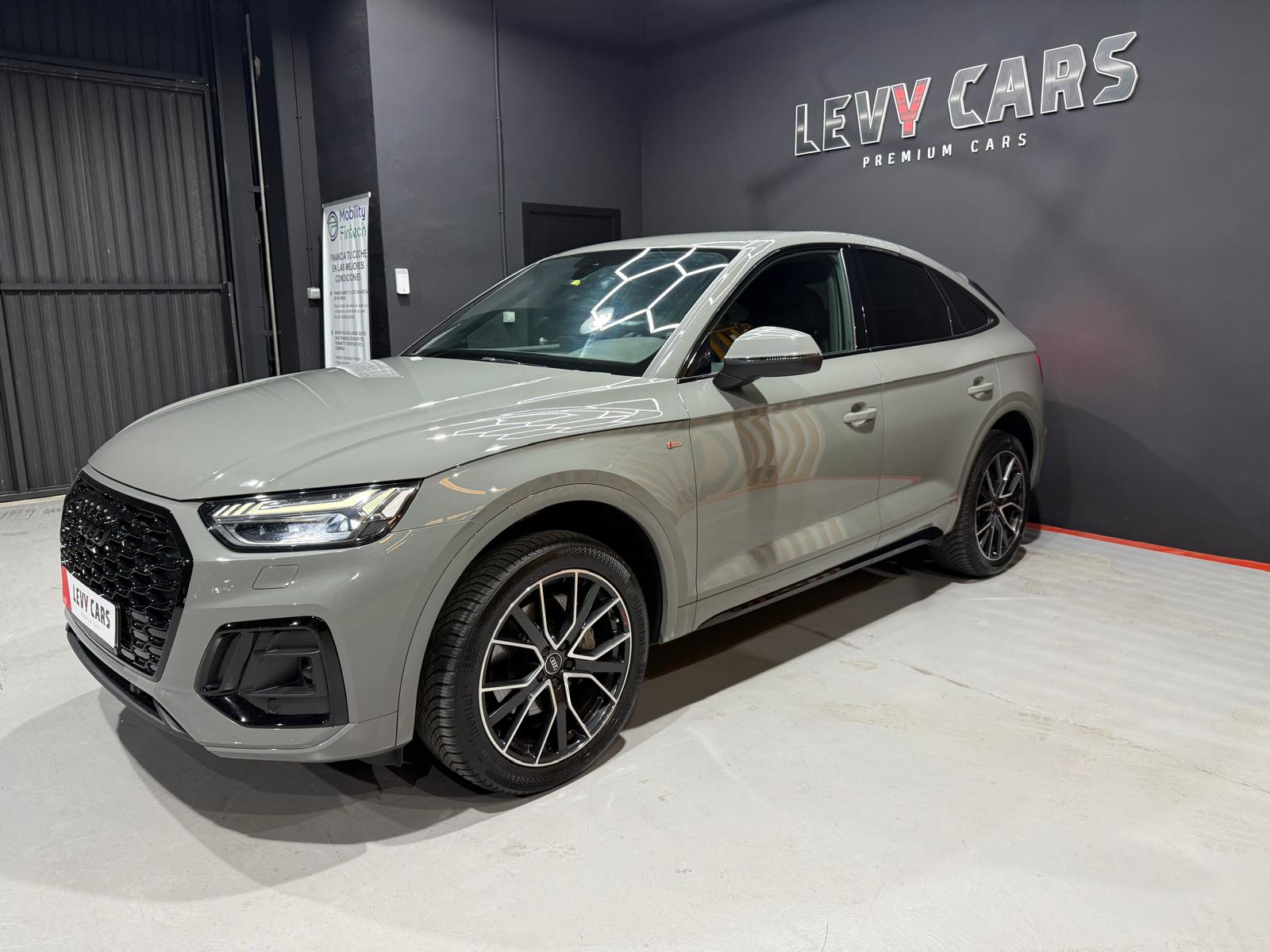 
								AUDI Q5 SPORTBACK 40 TDI full									