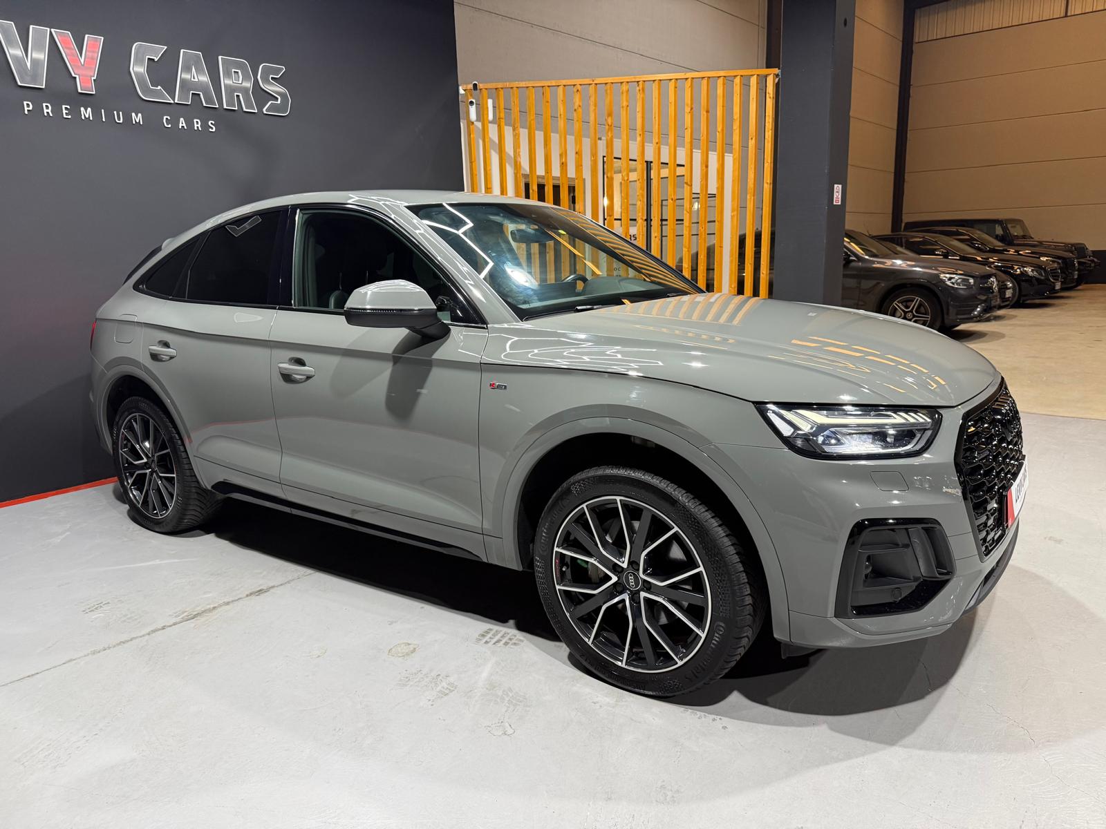 
								AUDI Q5 SPORTBACK 40 TDI full									